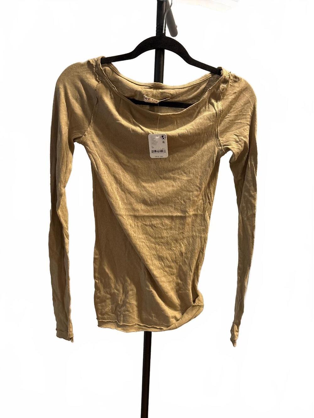 #FP063 NWT Free People – Lightweight Essential Long Sleeve Tee – Size XS